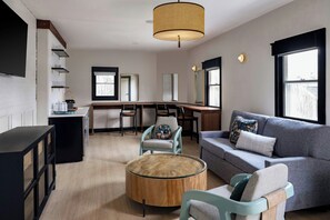 Ropa de cama de alta calidad y minibar