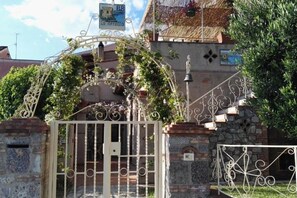 Exterior - B&B La Torretta - Double Room with Sea View (Cersuta)