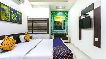 Escritorio, camas plegables/adicionales, wifi gratis y ropa de cama