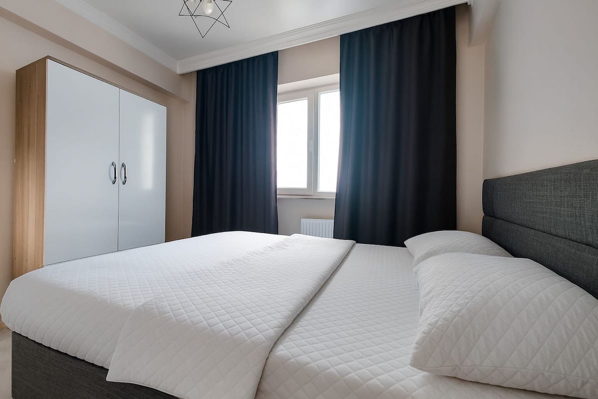 2 chambres, bureau, fer et planche à repasser, Wi-Fi gratuit