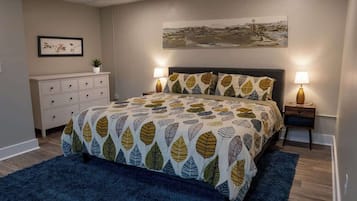 1 slaapkamer, een strijkplank/strijkijzer, gratis wifi, beddengoed