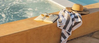 Hidden Gold House | Luxury Joshua Tree Retreat