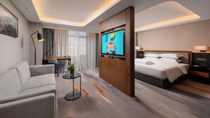 Business Suite, 1 Katil Raja (King), Non Smoking, City View
