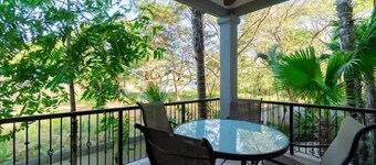 3-BD Beauty with Pool Near Beach