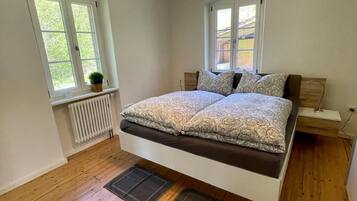 2 Schlafzimmer, Bügeleisen/Bügelbrett, WLAN