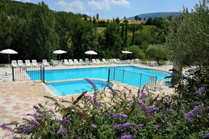 Piscina all'aperto