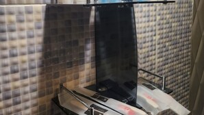 Camera Comfort con letto matrimoniale o 2 letti singoli, vista città | Bagno