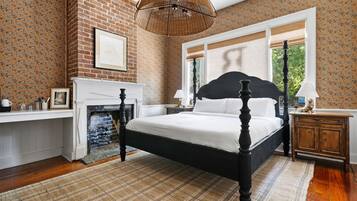 6 bedrooms, iron/ironing board, travel crib, WiFi