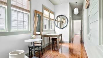 تناول الطعام