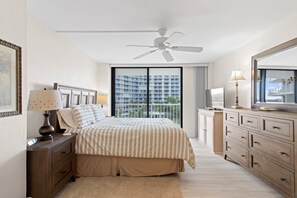 2 slaapkamers, een strijkplank/strijkijzer, gratis wifi, beddengoed
