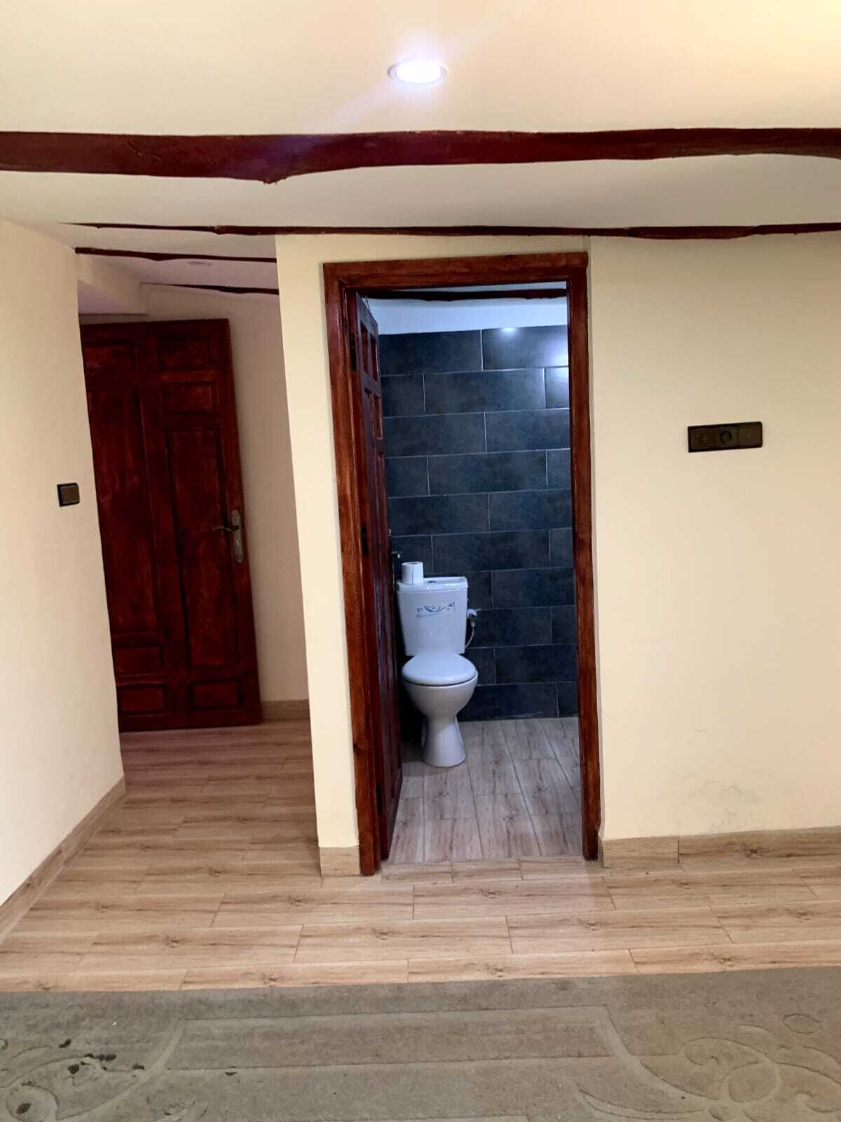 Shower, free toiletries, towels, soap