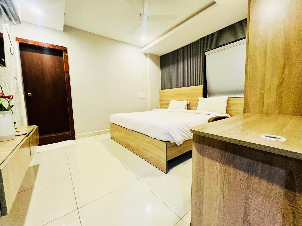 Foto - Harvey's Hotels - Gowlidoddy - Near US Consulate