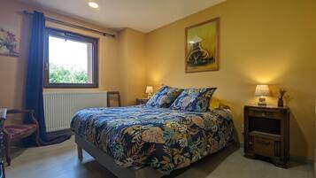 1 habitación y ropa de cama