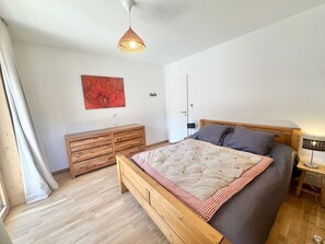 2 quartos, berço de viagem, Wi-Fi
