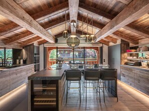 Dining - Luxury Chalet in Megève with Pool and Cinema (Megève)