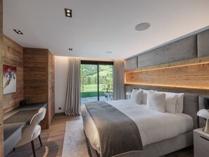 6 bedrooms, desk, free WiFi, bed sheets - Luxury Chalet in Megève with Pool and Cinema (Megève)