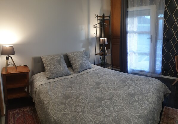 1 bedroom, WiFi, bed sheets