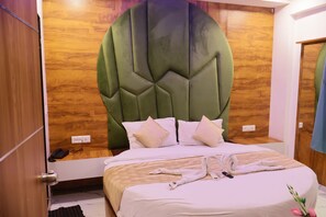 Economy Suite, City View | Premium bedding, pillow-top beds, free WiFi, bed sheets - Hotel Era (Ahmedabad)
