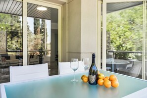 Apartamento superior, vistas a la ciudad | Terraza o patio
