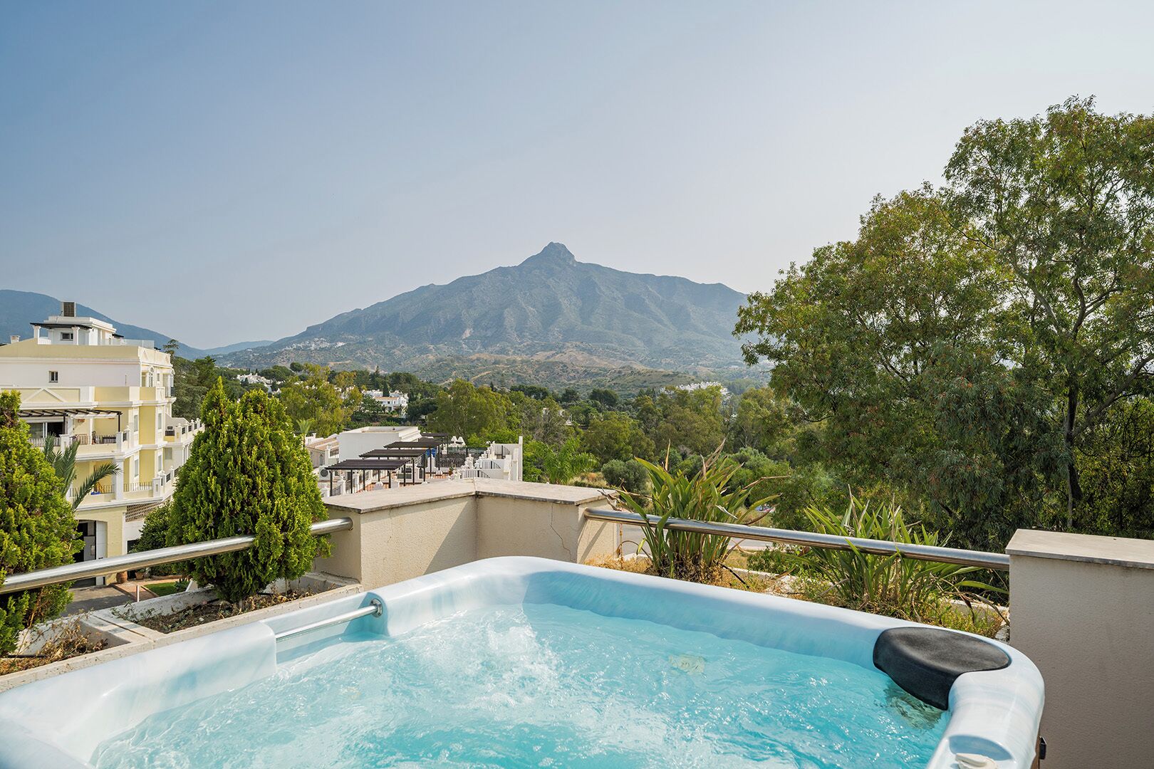 パノラミック アパートメント | テラス / パティオ