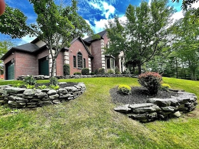 Hudson Valley Luxury | Pool, Theater, Sleeps 28