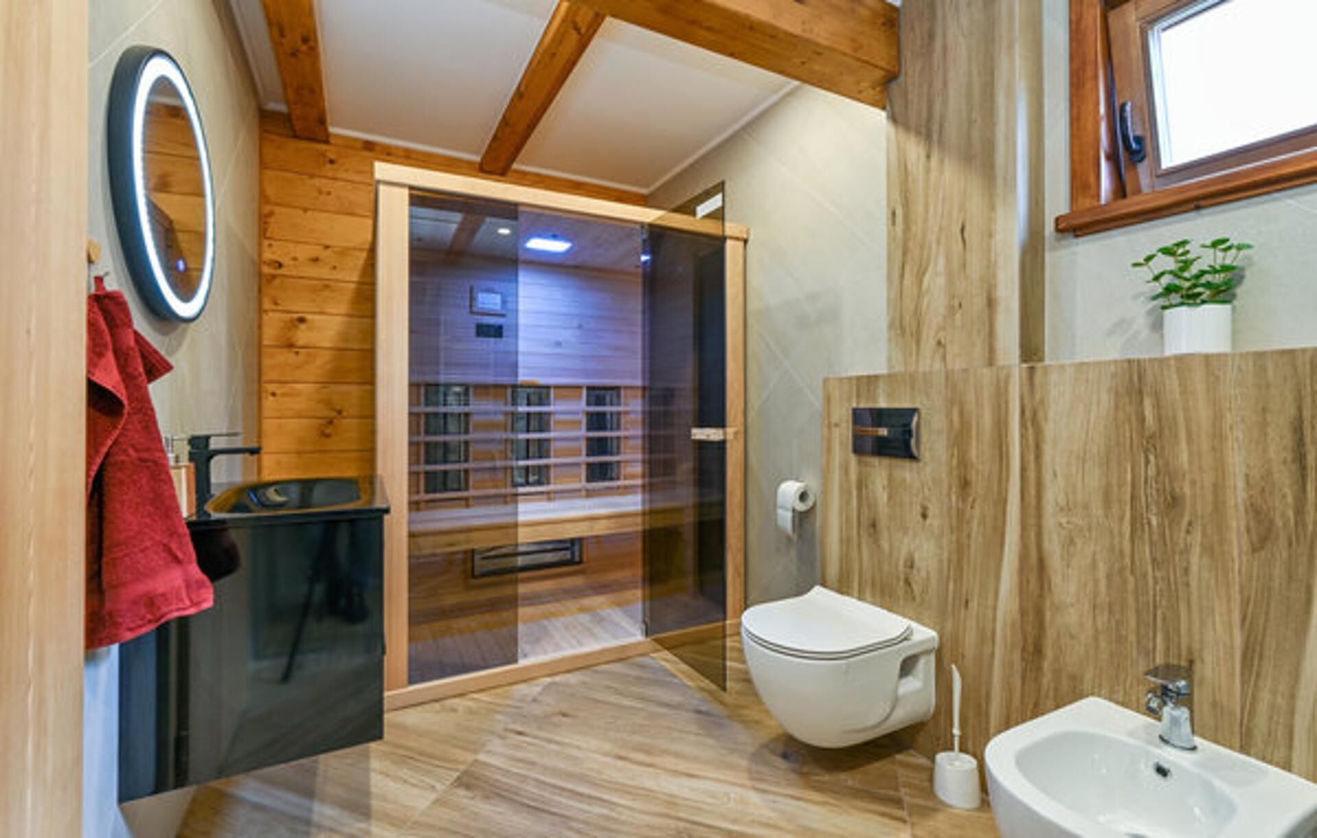 Villa | Baño | Ducha, artículos de higiene personal gratuitos y secador de pelo