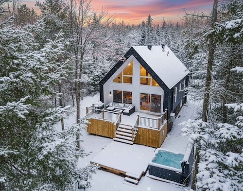 Spa - Lac - Salle de jeux | LAUM