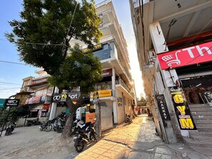 Fachada de la propiedad