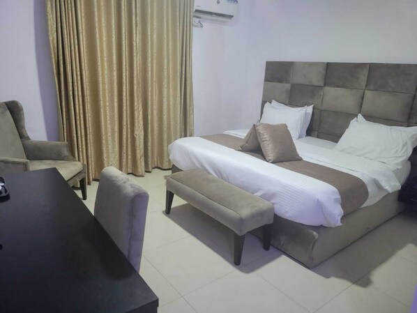 Superior Room, City View | Desk, laptop workspace, free WiFi - Admiralty Hotel Lekki  (Lekki)