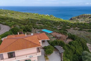 Exterior - Villa 'Patrizia' with Sea View, Wi-Fi and Air Conditioning (Castelsardo)