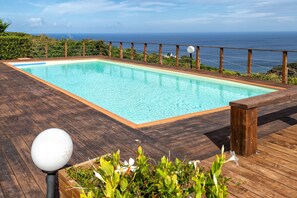 Pool - Villa 'Patrizia' with Sea View, Wi-Fi and Air Conditioning (Castelsardo)