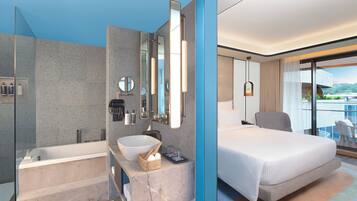 Executive Room, 1 Queen Bed, Balcony