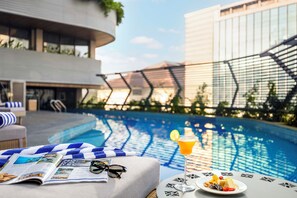 Outdoor pool - Novotel GOA Panjim (Panaji)