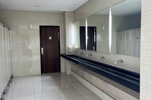 Shared bathroom - Griya Dasana Residence (Curug)