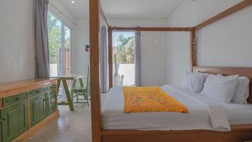 1 bedroom, desk, free WiFi