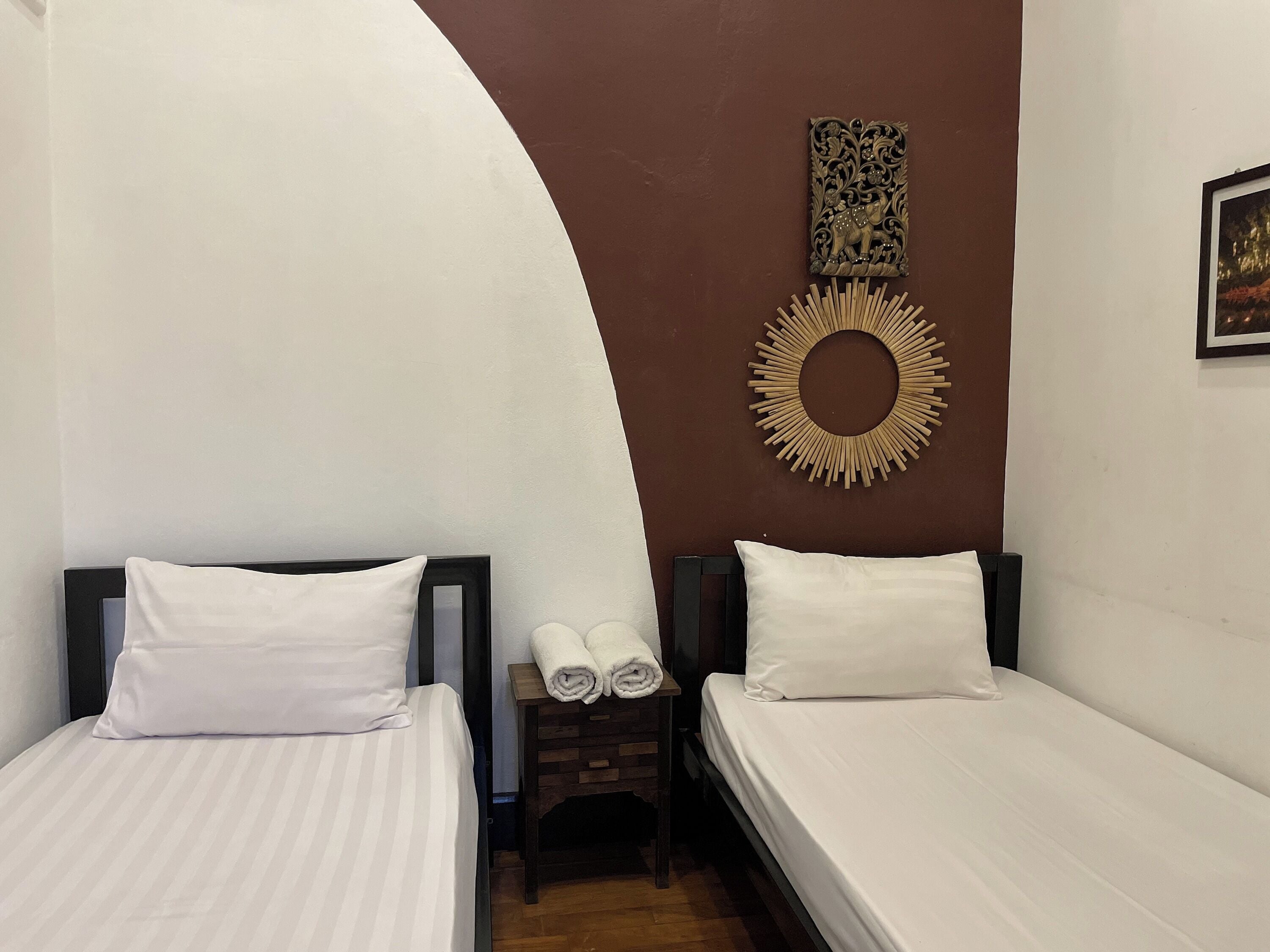 Photo - Ashi Poshtel