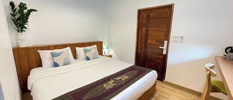 コンフォート ルーム | ミニバー、デスク、WiFi (無料)、ベッドシーツ