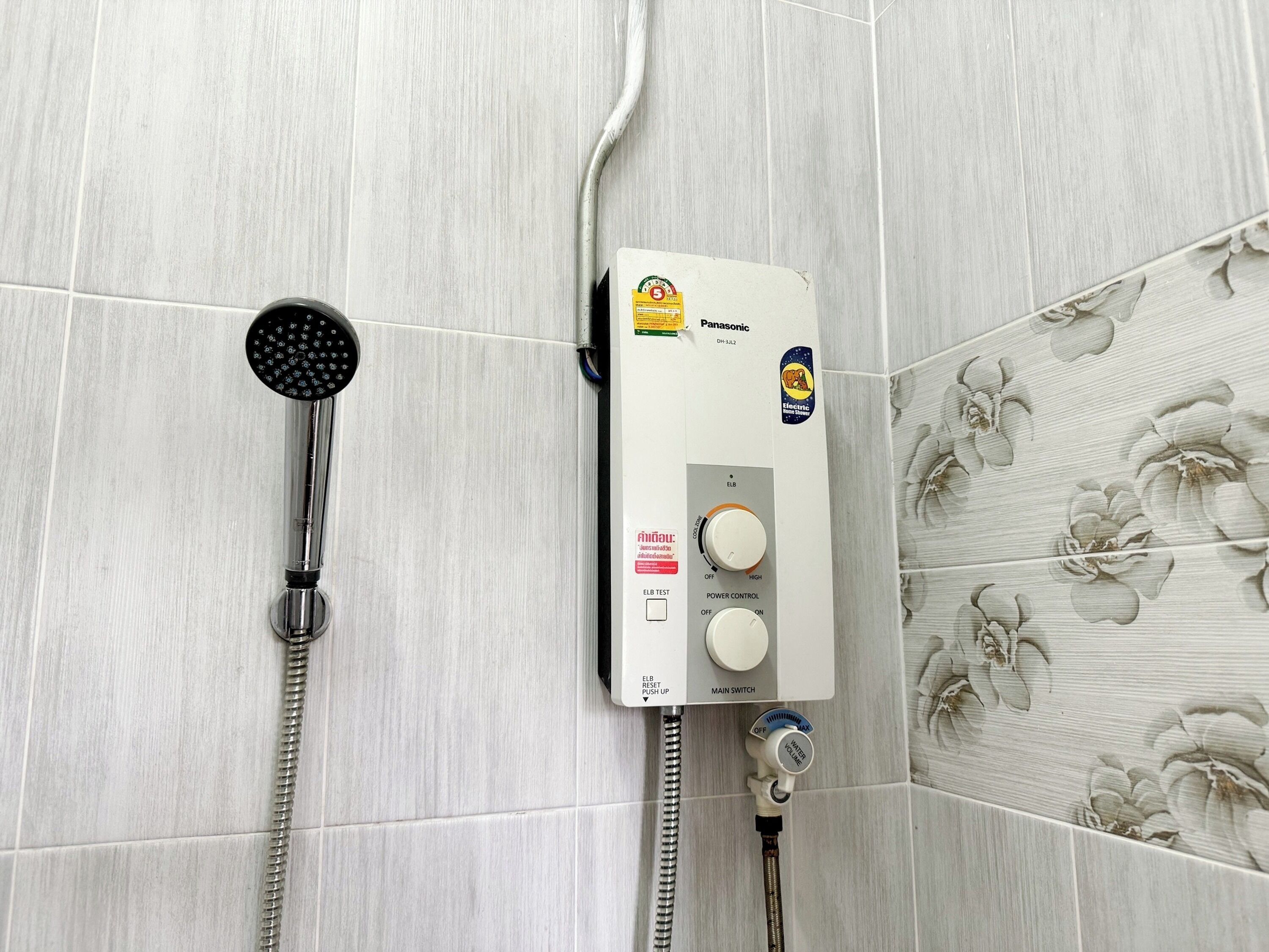 Photo - Ashi Poshtel