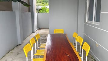 Villa | Dining room
