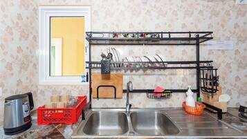 别墅, 3 间卧室 | 共用厨房设施 | 微波炉、电热水壶