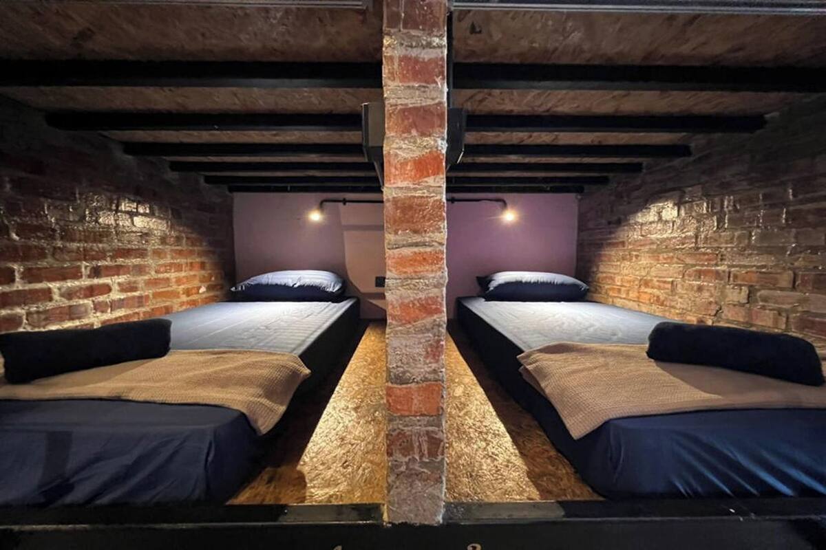 Desk, iron/ironing board, free WiFi, bed sheets