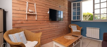Holiday Home 'Les Sternes - Proche De La Mer' with Terrace, Garden and Wi-Fi