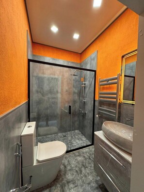 Standard Double Room | Desk, free WiFi, bed sheets - DEV Hotel (Baku)