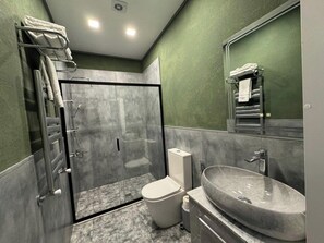 Standard Double Room | Meja, Wi-fi percuma, cadar katil 