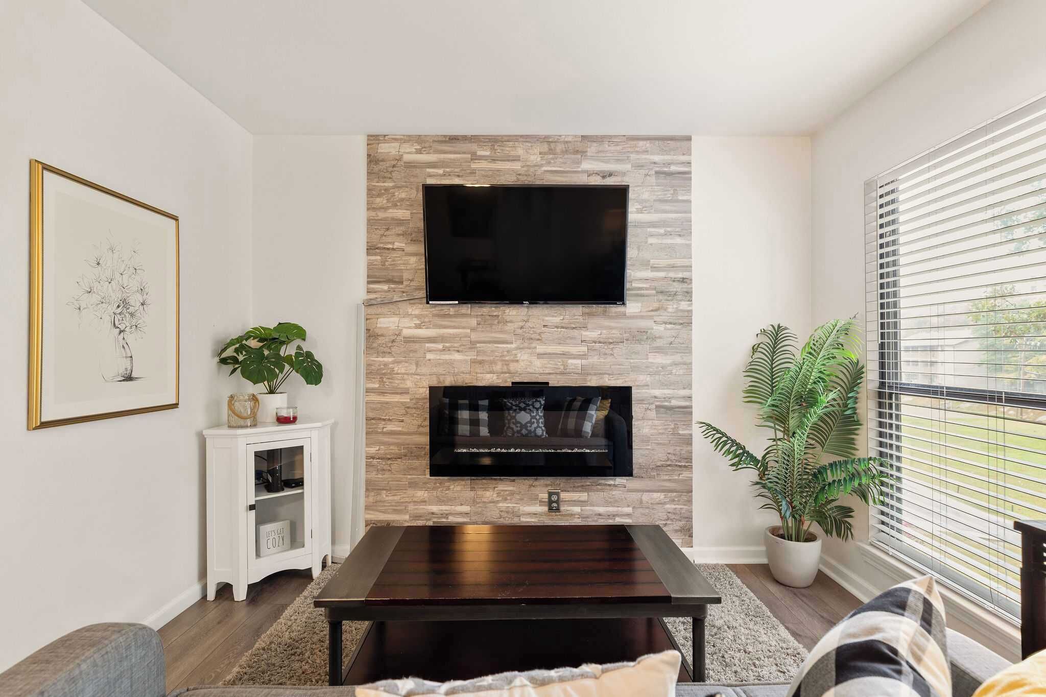 TV, fireplace, offices