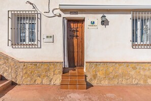 Exterior detail - Apartment 'Tizná' with Mountain View, Shared Terrace and Wi-Fi (Jérez del Maquesado)