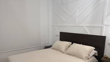 2 chambres, fer et planche Ă repasser, Wi-Fi, draps fournis