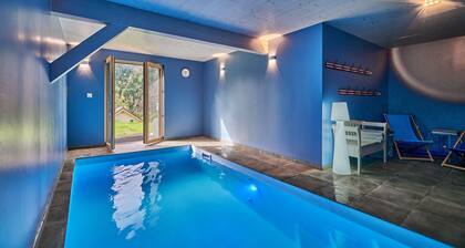 Chalet "L'Ecrin De Venosc" avec vue sur la montagne, terrasse privée et Wi-Fi