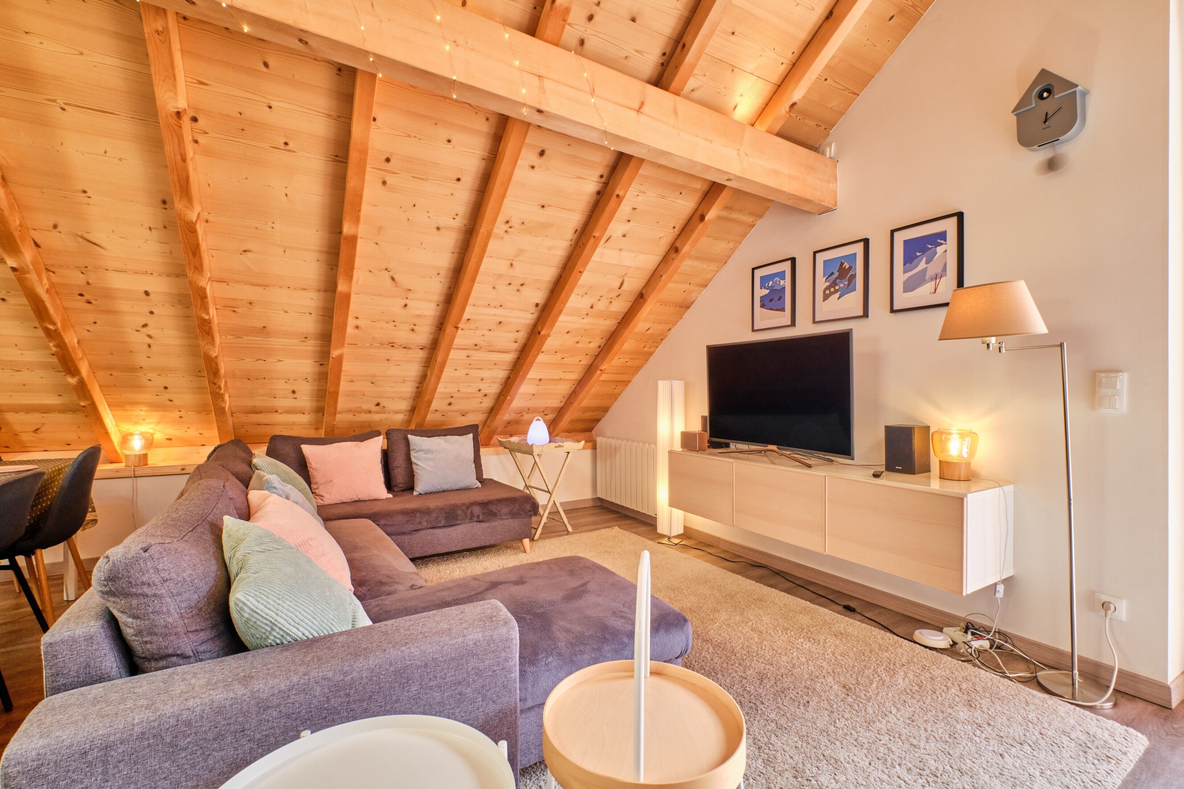 TV, fireplace, video games, stereo