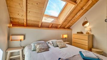 5 habitaciones, tabla de planchar con plancha y wifi gratis
